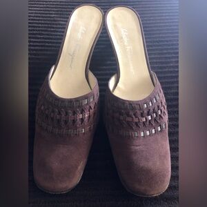 Salvatore Ferragamo Boutique Dark Brown Suede Mules Size 8  2A